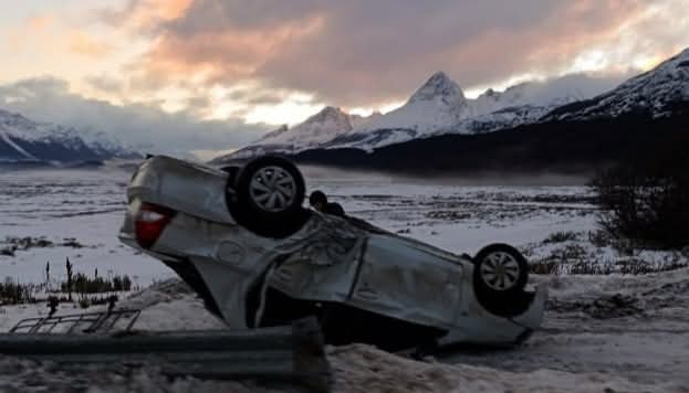 VIOLENTO VUELCO EN TIERRA MAYOR